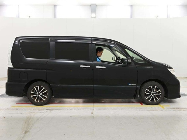 Nissan SERENA 2015 7773747-3
