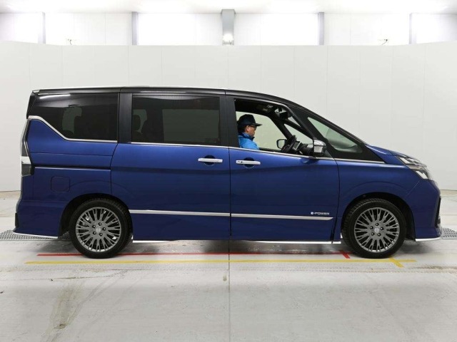 Nissan SERENA 2021 7773748-3
