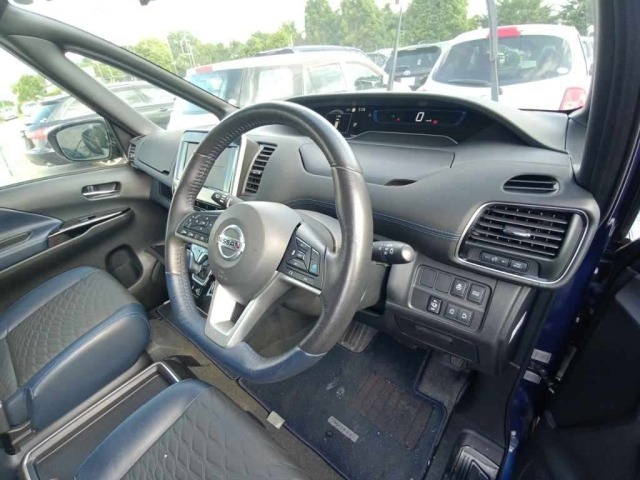 Nissan SERENA 2021 7773748-9