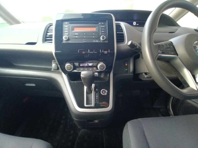 Nissan SERENA 2019 7773751-11