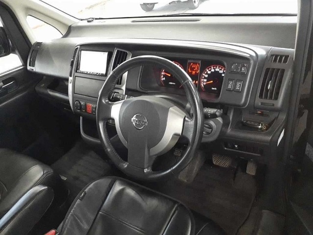 Nissan SERENA 2009 7773752-7