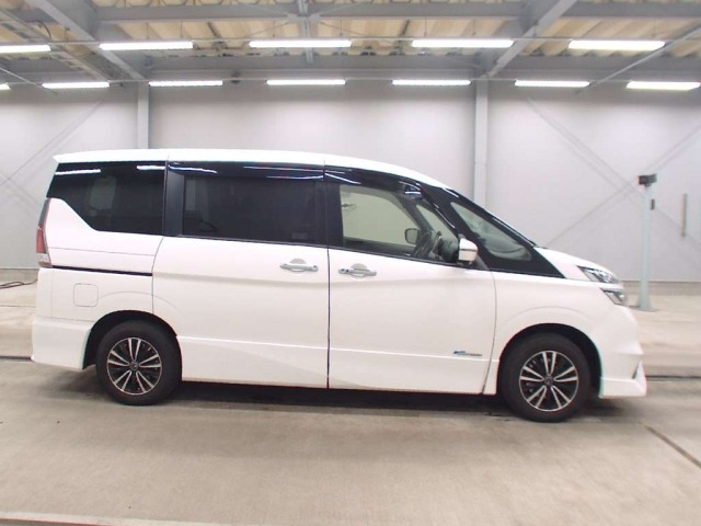 Nissan SERENA 2016 7773753-3