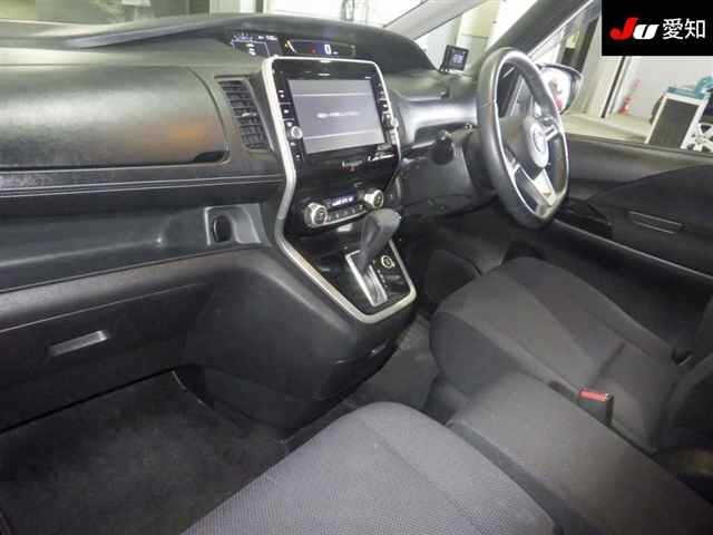 Nissan SERENA 2017 7773755-3