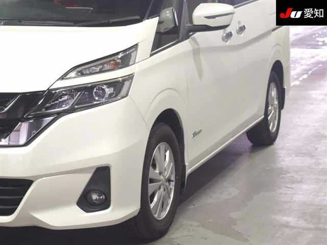 Nissan SERENA 2017 7773755-7