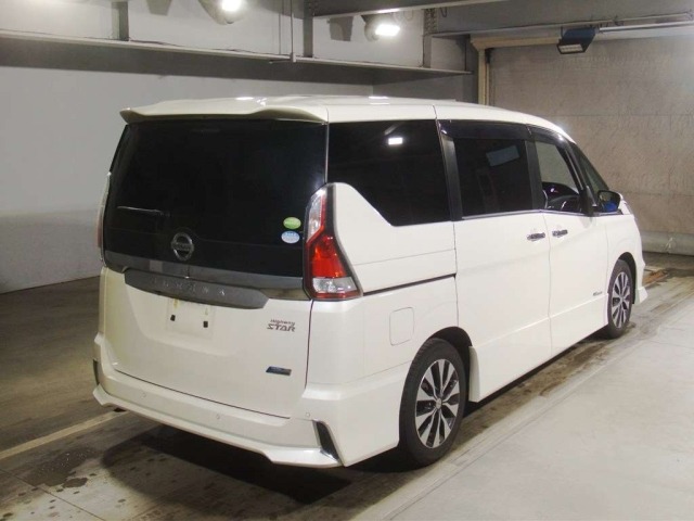 Nissan SERENA 2017 7773761-1