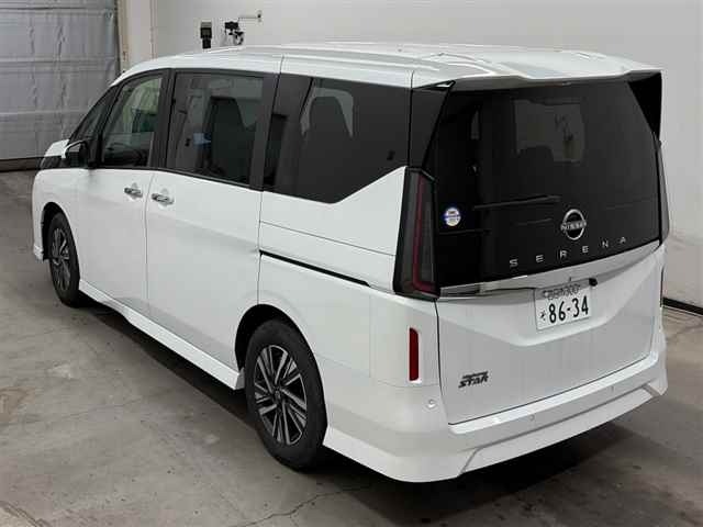 Nissan SERENA 2025 7773786-1