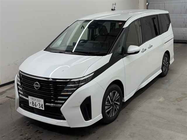 Nissan SERENA 2025 7773786-4
