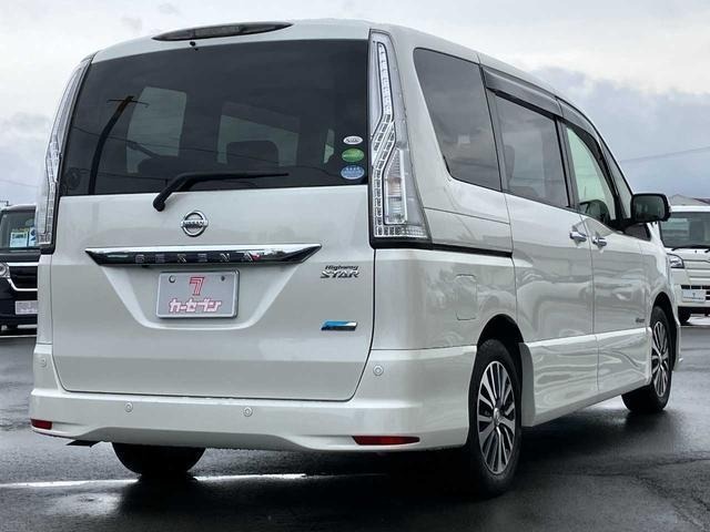 Nissan SERENA 2015 7773810-1