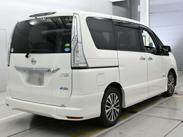 Nissan SERENA 2014 7773811-1