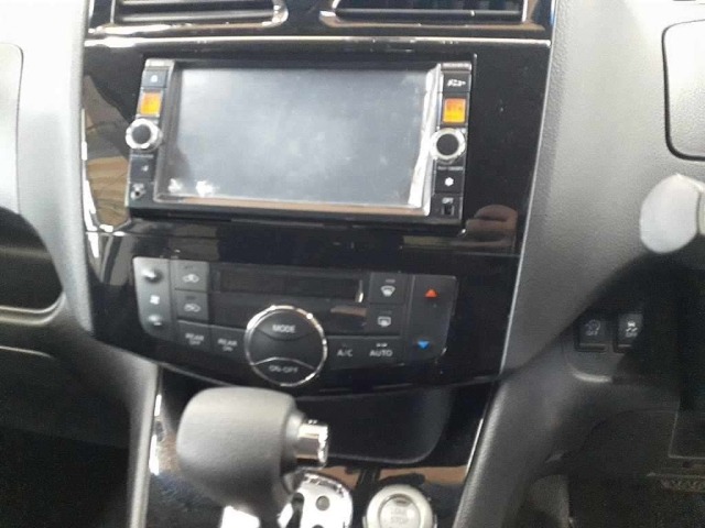 Nissan SERENA 2014 7773811-12