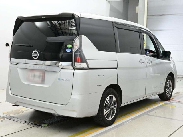 Nissan SERENA 2020 7773813-1