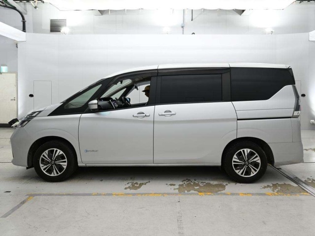 Nissan SERENA 2020 7773813-4