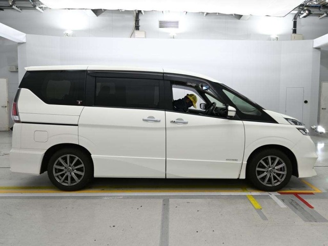 Nissan SERENA 2019 7773815-3