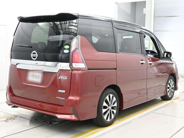 Nissan SERENA 2016 7773816-1