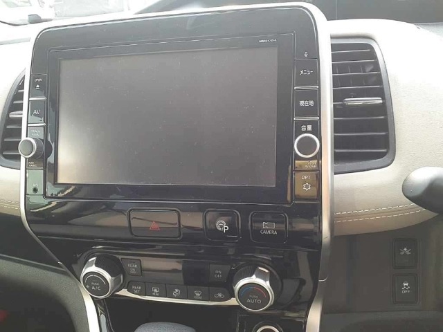 Nissan SERENA 2017 7773817-12