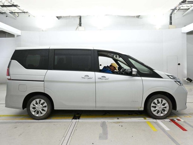 Nissan SERENA 2022 7773818-3