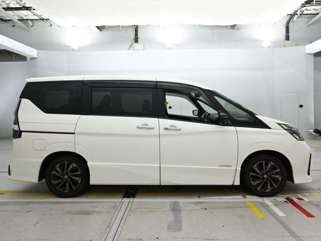 Nissan SERENA 2021 7773820-3