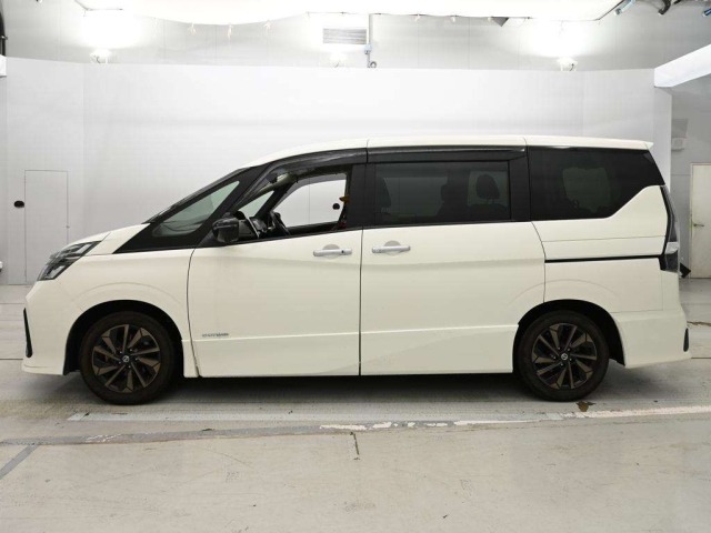 Nissan SERENA 2021 7773820-4