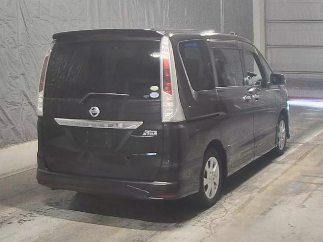 Nissan SERENA 2011 7773821-1