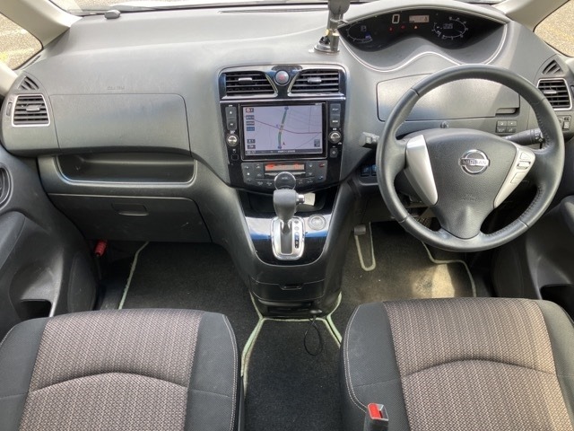 Nissan SERENA 2015 7773826-3