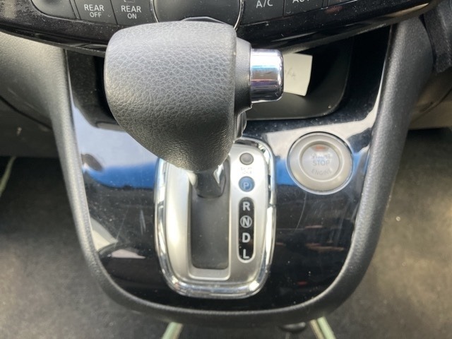 Nissan SERENA 2015 7773826-4