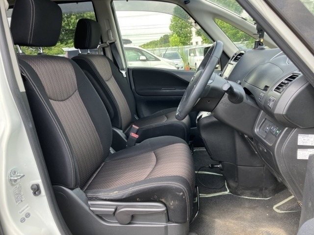 Nissan SERENA 2015 7773826-7