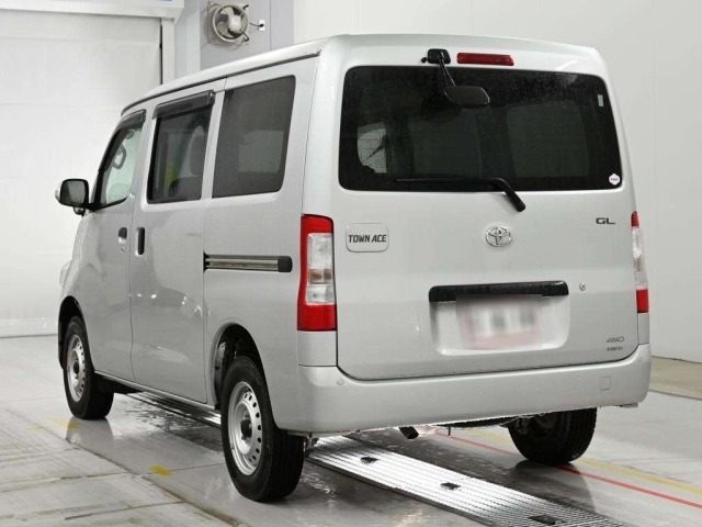 Toyota TOWNACE VAN 2022 7772639-6