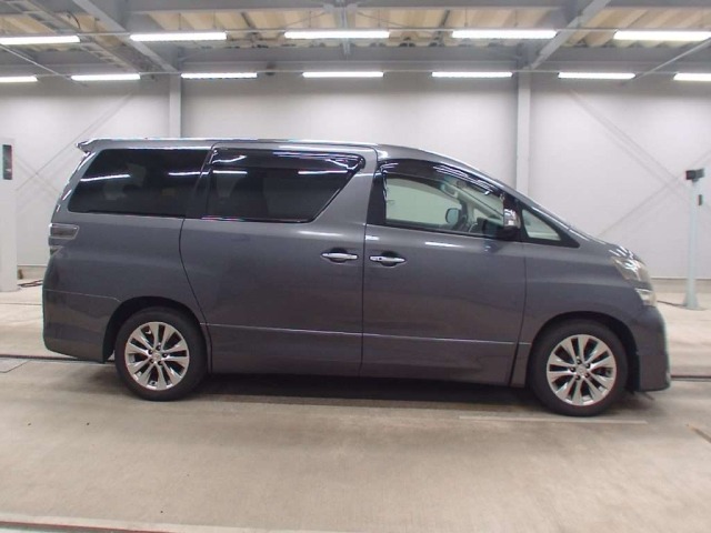 Toyota VELLFIRE 2010 7769812-3