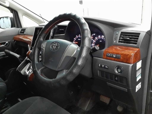 Toyota VELLFIRE 2010 7769812-7