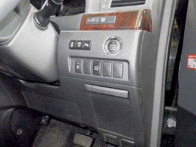 Toyota VELLFIRE 2013 7769907-6