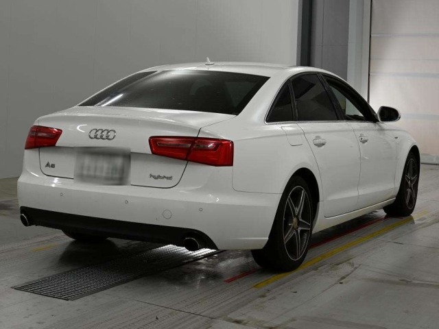 Audi A6 2012 7794837-1