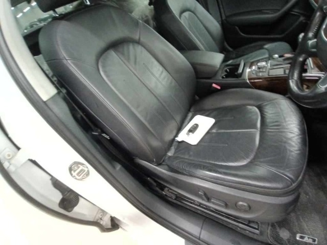 Audi A6 2012 7794837-10