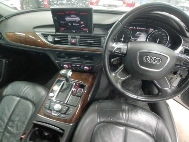 Audi A6 2012 7794837-11