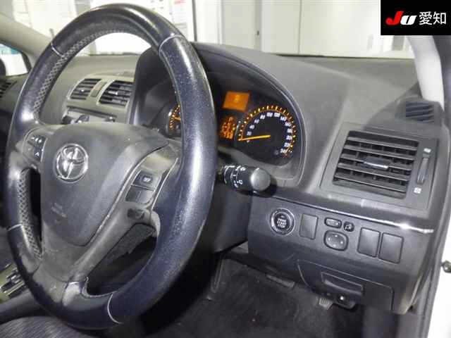 Toyota AVENSIS WAGON 2012 7825717-5