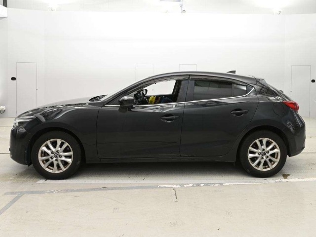 Mazda AXELA 2017 7776049-4