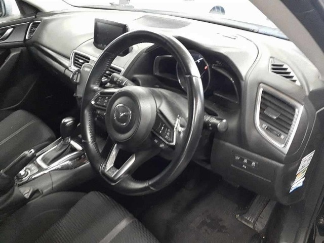 Mazda AXELA 2017 7776049-9