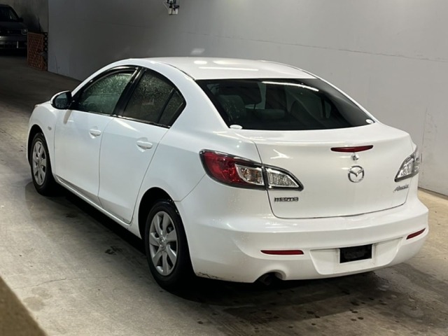 Mazda AXELA 2016 7776111-1