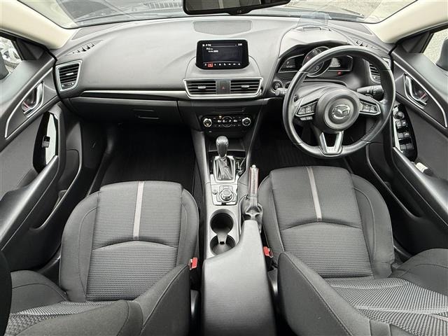 Mazda AXELA 2017 7776282-15
