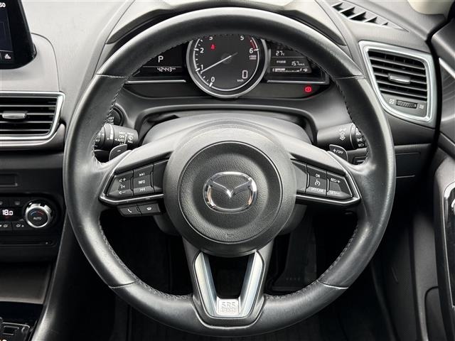 Mazda AXELA 2017 7776282-3