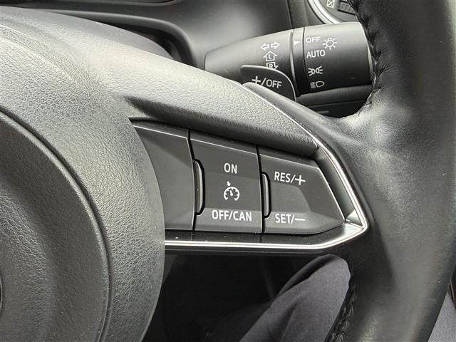 Mazda AXELA 2017 7776282-9