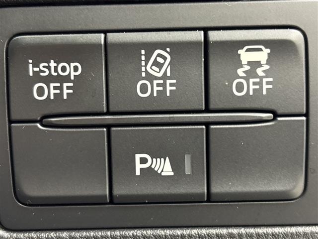 Mazda AXELA 2016 7776285-6