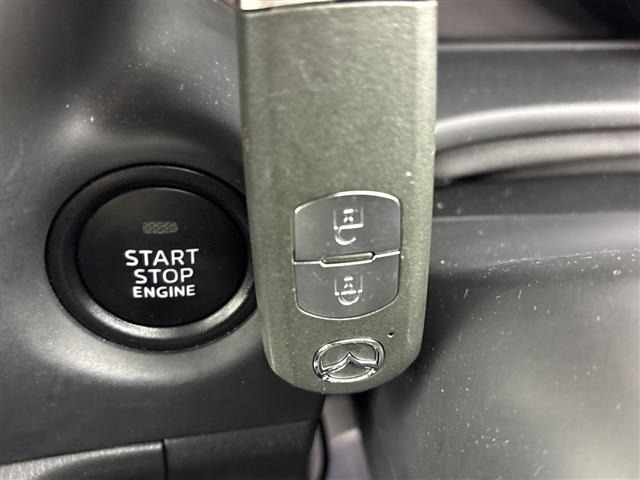 Mazda AXELA 2016 7776285-8