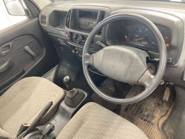 Suzuki CARRY TRUCK 2001 7819483-3