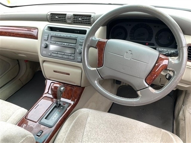 Toyota CROWN 2000 7825667-3