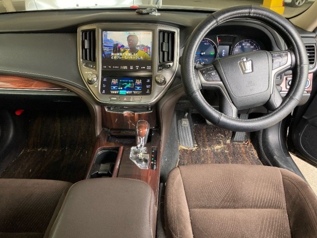 Toyota CROWN 2015 7825814-3