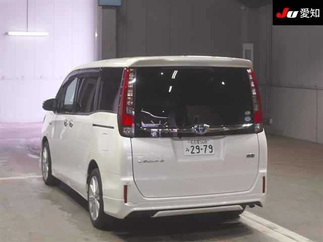 Toyota ESQUIRE 2017 7778229-1