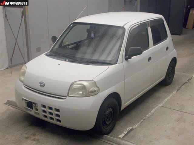 Daihatsu ESSE 2009 7823890-3