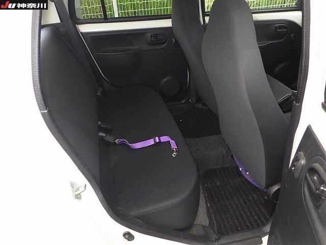 Daihatsu ESSE 2009 7823890-9