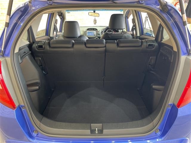 Honda FIT 2013 7806597-11