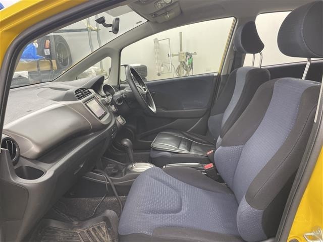 Honda FIT 2010 7806990-4